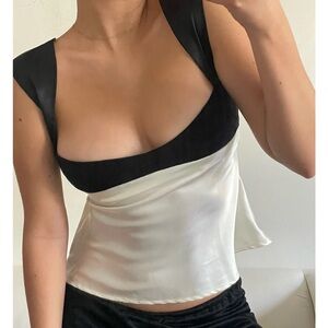 Enduring Kairos Bisous Top XS Worn Once